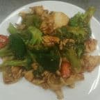 Best Chicken w. Broccoli (Lunch) in Bellefontaine, OH